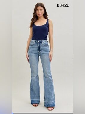 Judy Blue high waist, tummy control Light Blue hem Flare Jeans - Women